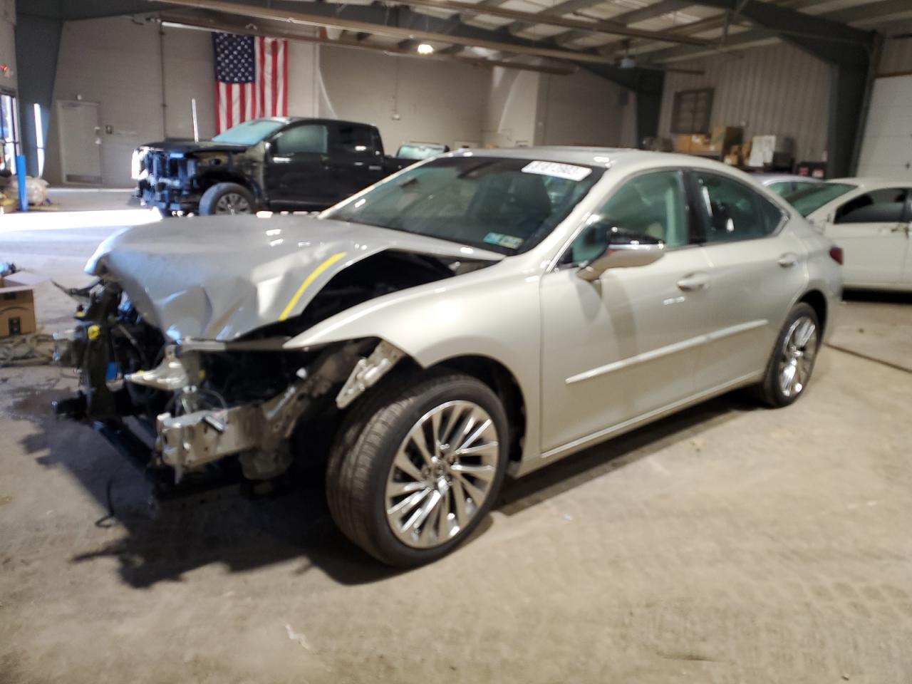 Obraz 2021 LEXUS ES 250 BASE 2021