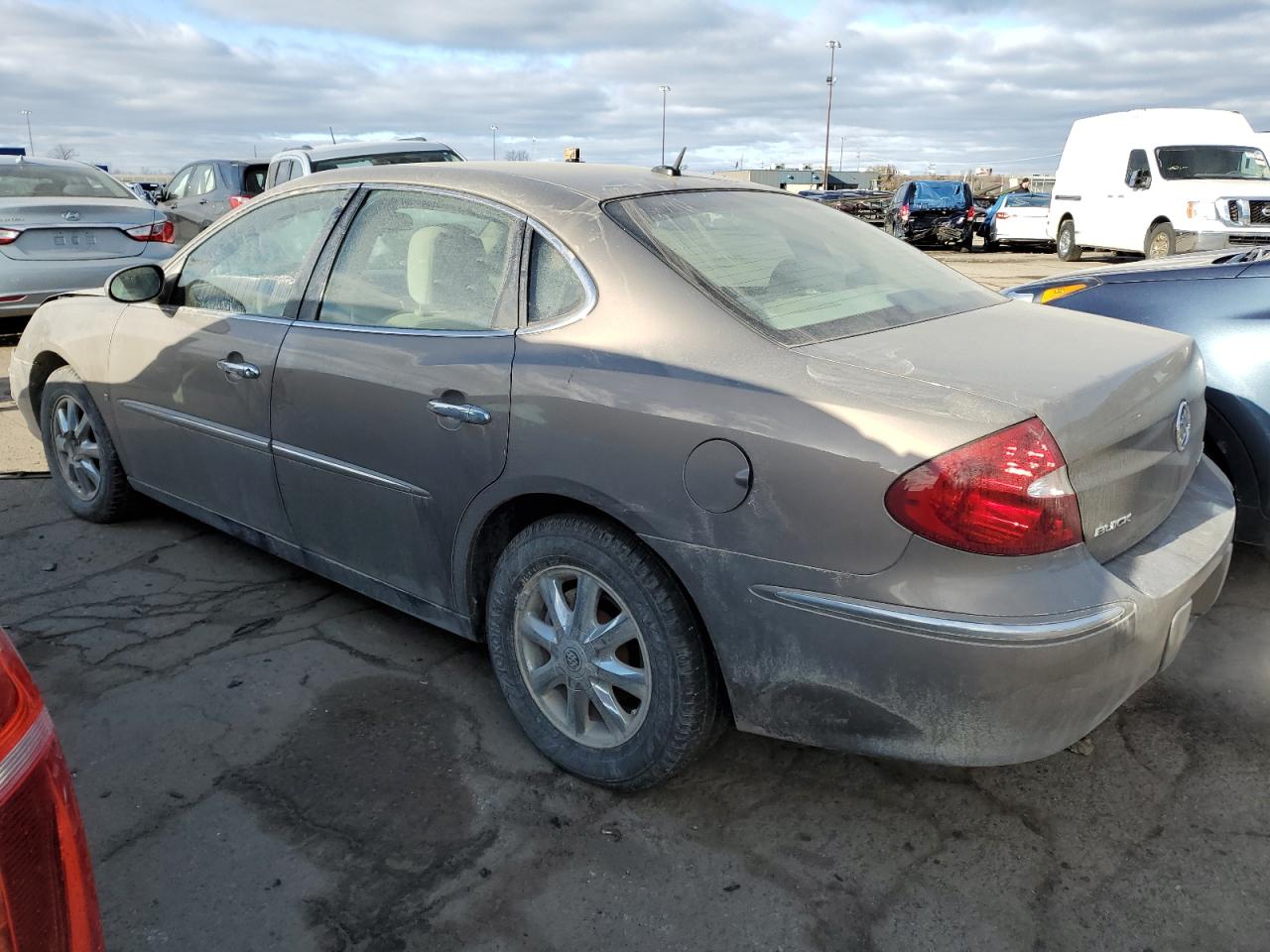 Изображение 2 2007 BUICK LACROSSE CX 2007 с VIN 2G4WC582X71204884