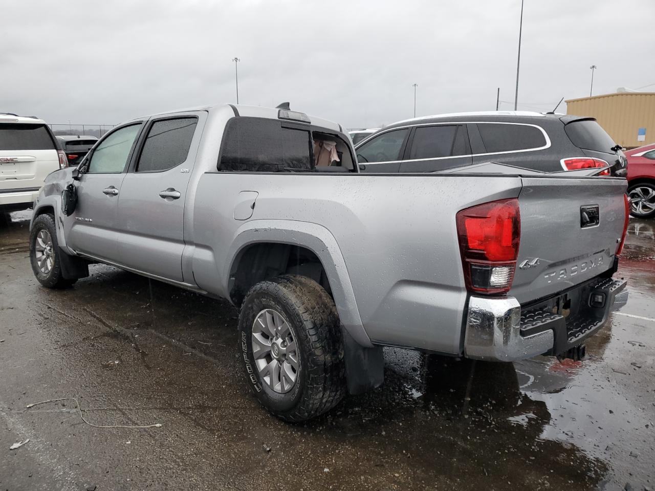 Obraz 2 z 2019 TOYOTA TACOMA DOUBLE CAB 2019 z VIN 3TMDZ5BN5KM064774