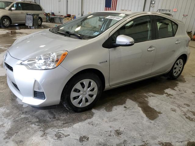 Изображение 1 2013 TOYOTA PRIUS C  2013 с VIN JTDKDTB33D1545549