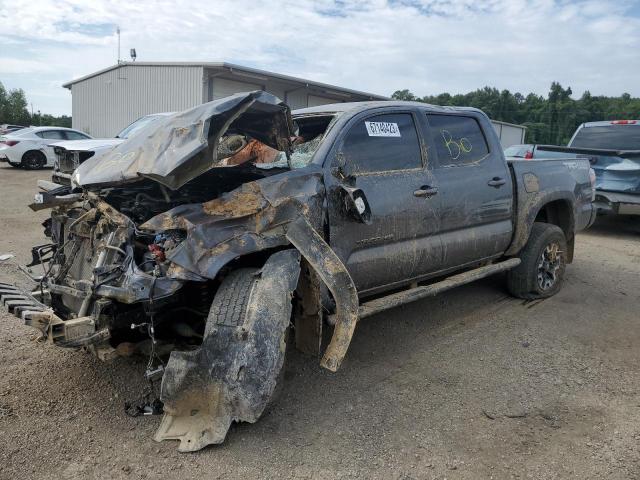 Obraz 1 z 2022 TOYOTA TACOMA DOUBLE CAB 2022 z VIN 3TMCZ5AN6NM455000