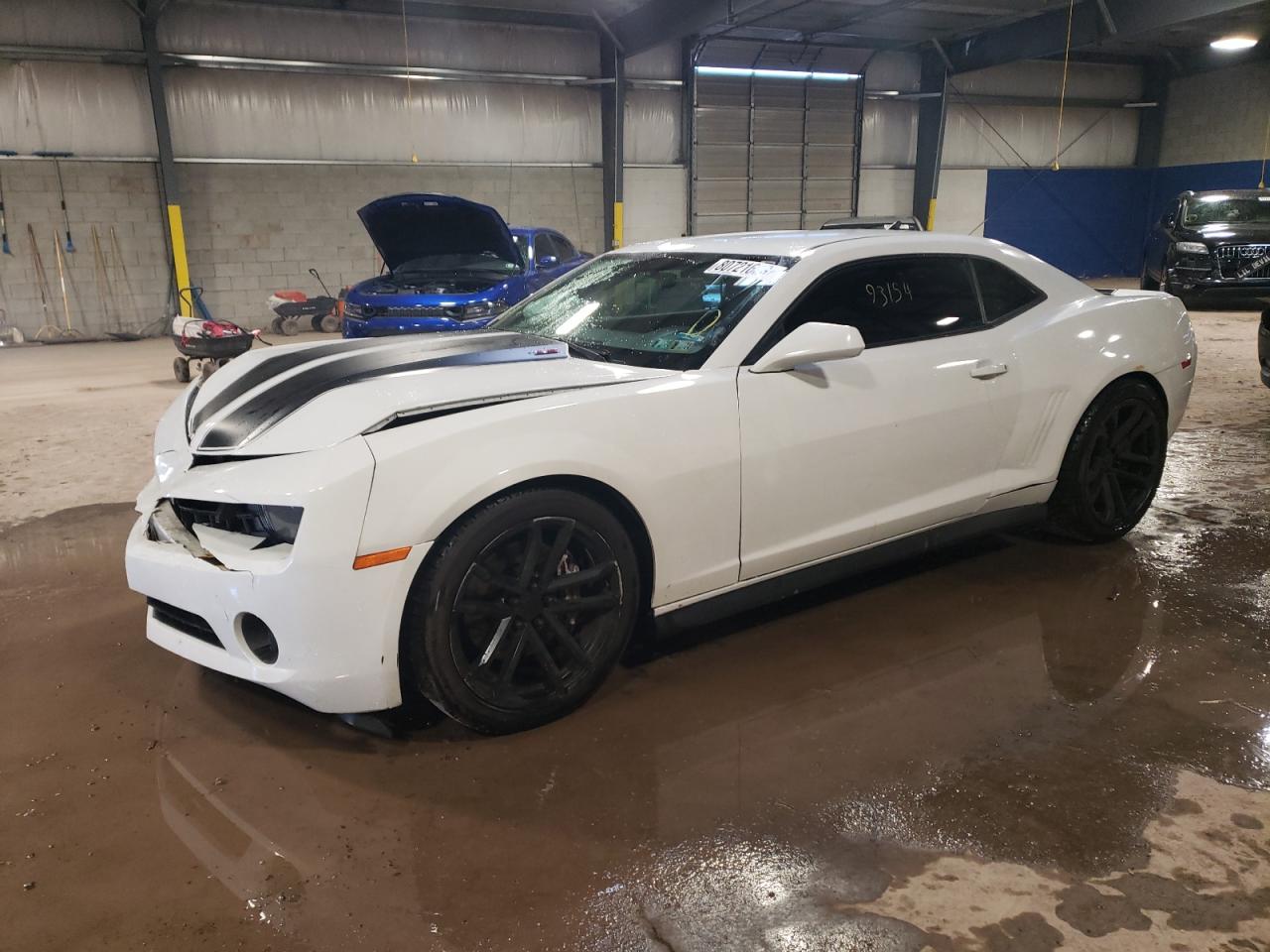 Изображение 1 Chevrolet Camaro Ls 2013 с VIN 2G1FA1E34D9107802