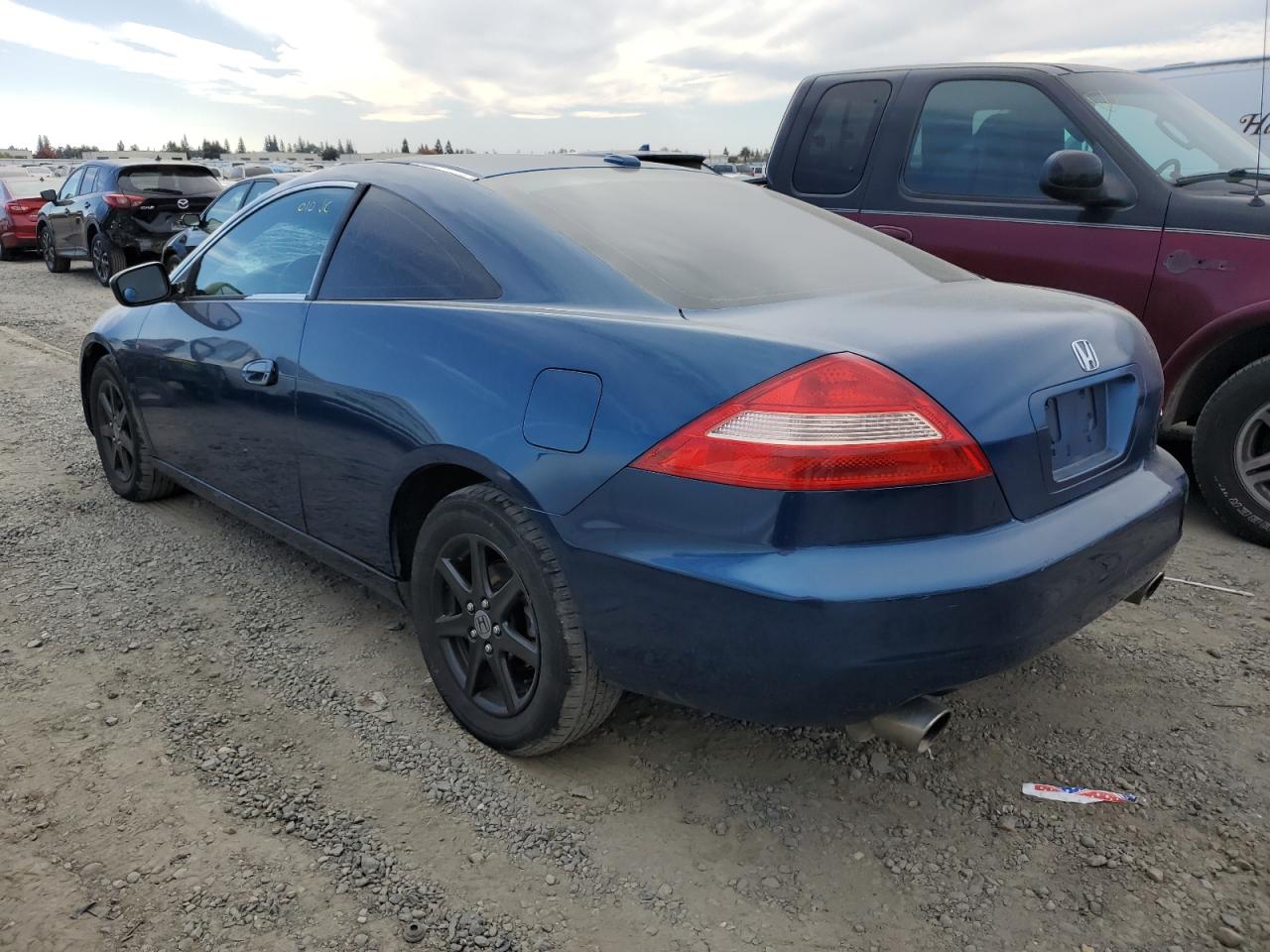 Изображение 2 2004 HONDA ACCORD EX 2004 с VIN 1HGCM82614A022317