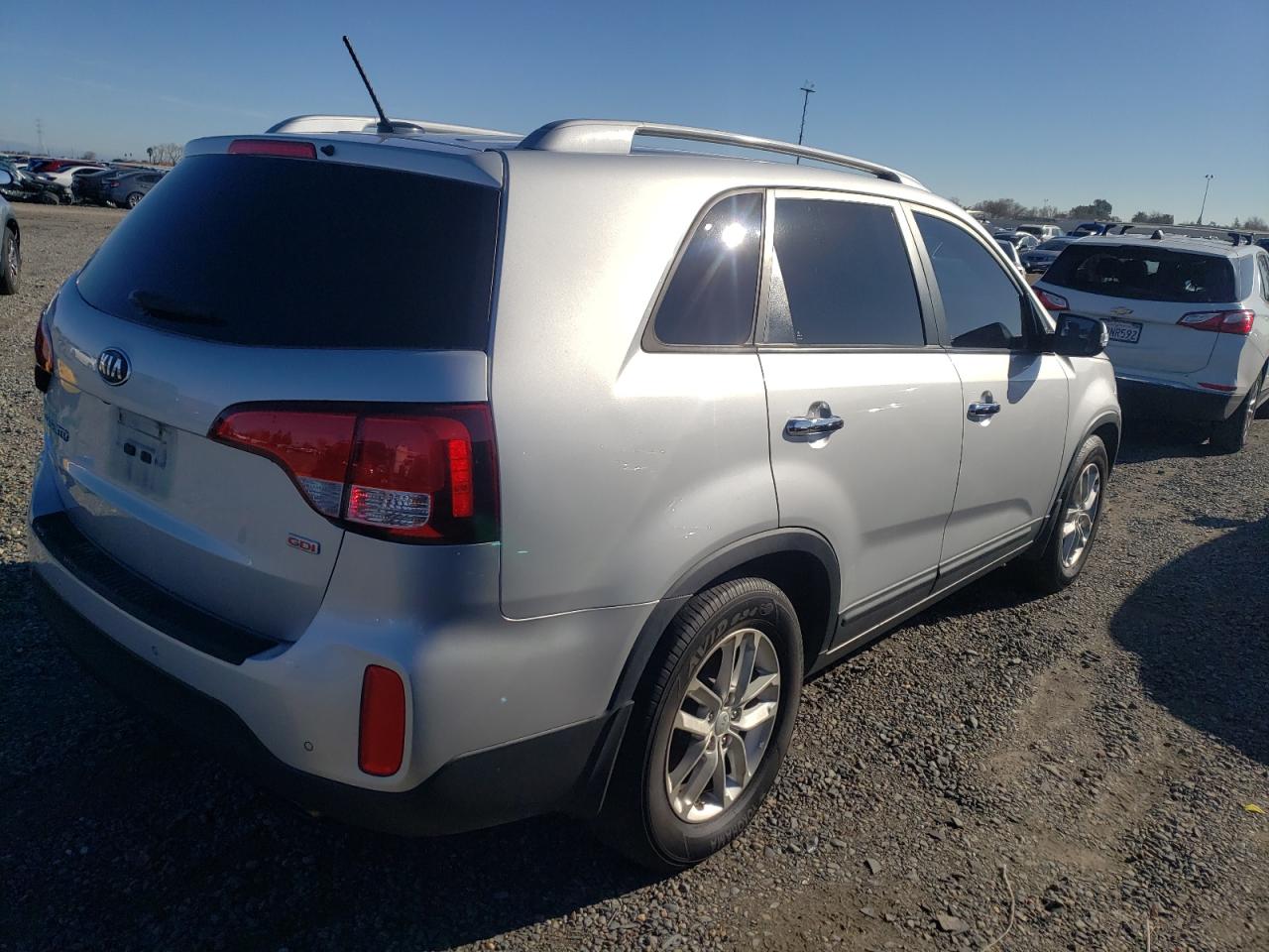 Image 3 of 2014 KIA SORENTO LX 2014 with VIN 5XYKT4A75EG479570