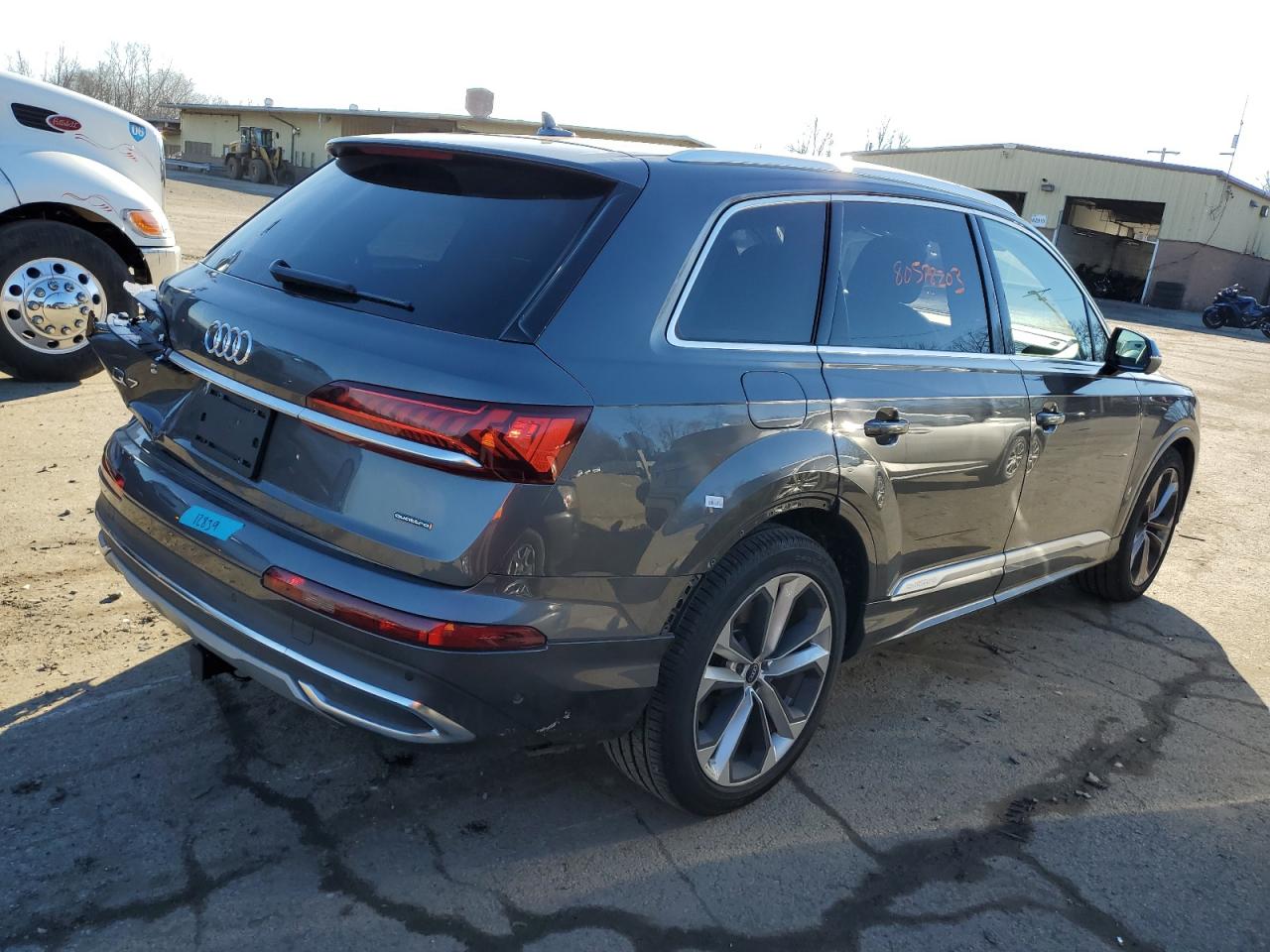 Image 3 of 2022 AUDI Q7 PRESTIGE 2022 with VIN WA1VXBF77ND022220