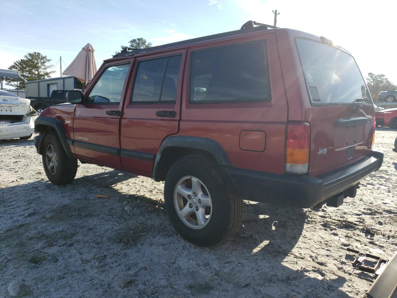Obraz 2 z 1998 JEEP CHEROKEE SPORT 1998 z VIN 1J4FT68S7WL217640