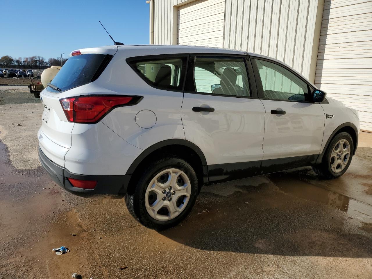 Image 3 of 2019 FORD ESCAPE S 2019 with VIN 1FMCU0F73KUB20498