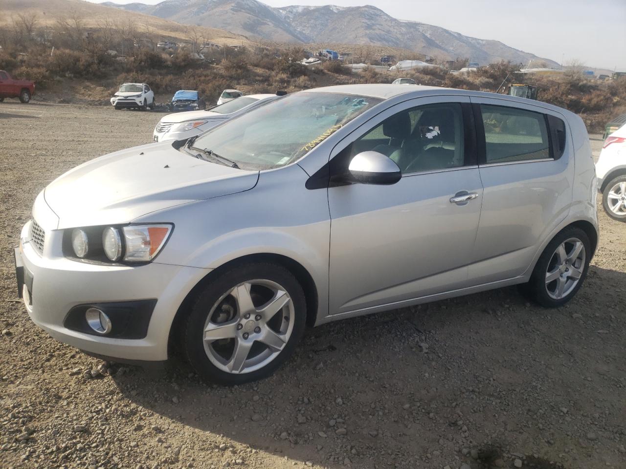 Изображение 1 2016 CHEVROLET SONIC LTZ 2016 с VIN 1G1JE6SB5G4139785