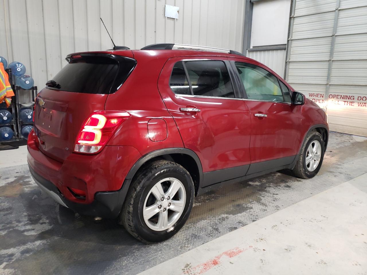 Image 3 of 2019 CHEVROLET TRAX 1LT 2019 with VIN 3GNCJLSB0KL123420