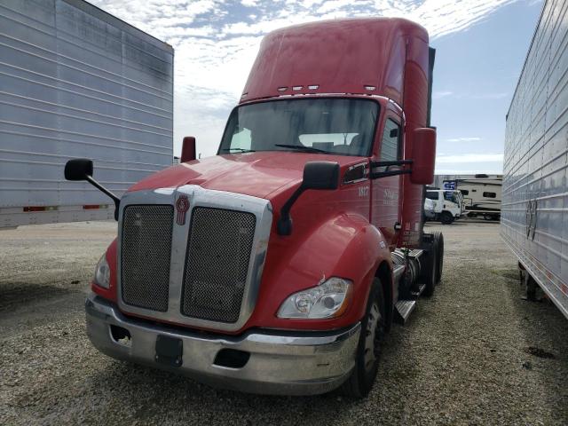 Image 2 of 2015 KENWORTH CONSTRUCTION T680 2015 with VIN 1XKYDP9X8FJ412965
