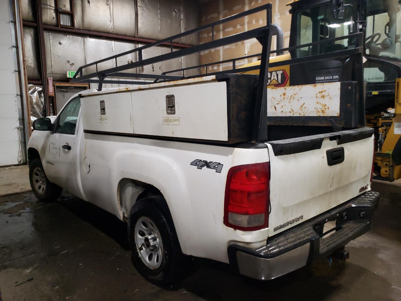 Image 2 of 2013 GMC SIERRA K1500 2013 with VIN 1GTN2TEA5DZ143286