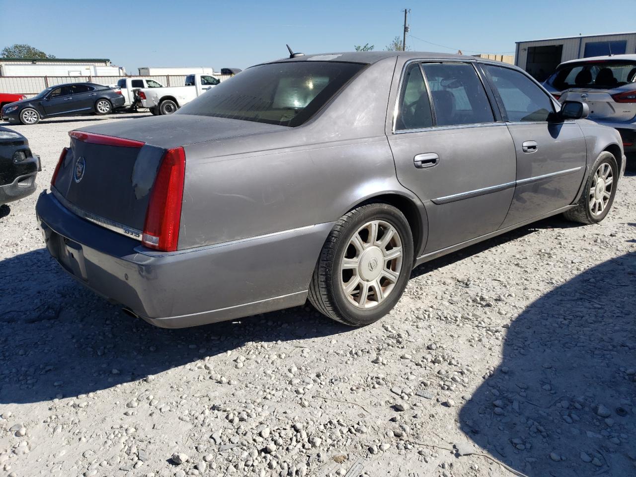 Obraz 3 z 2008 CADILLAC DTS  2008 z VIN 1G6KD57Y58U108465