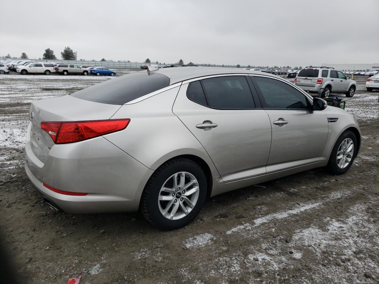 Obraz 3 z 2011 KIA OPTIMA LX 2011 z VIN KNAGM4A7XB5157334