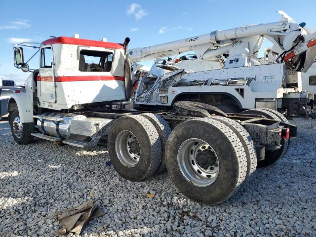 Image 3 of 2004 FREIGHTLINER CONVENTIONAL CLASSIC 120 2004 with VIN 1FUJF6CGX4DM51748