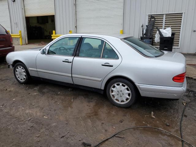Изображение 2 1998 MERCEDES-BENZ E 320 1998 с VIN WDBJF65F9WA614386