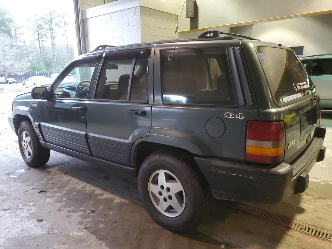 Image 2 of 1994 JEEP GRAND CHEROKEE LAREDO 1994 with VIN 1J4GZ58Y8RC320250