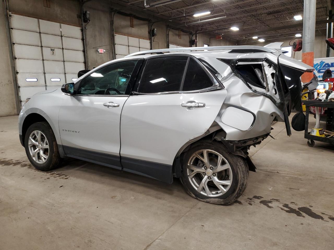 Image 2 of 2018 CHEVROLET EQUINOX PREMIER 2018 with VIN 2GNAXVEV0J6270590