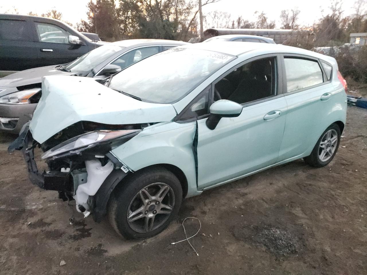 Изображение 1 2019 FORD FIESTA SE 2019 с VIN 3FADP4EJ8KM102268