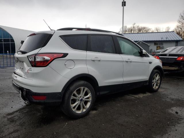 Image 3 of 2018 FORD ESCAPE SE 2018 with VIN 1FMCU0GD0JUC62939