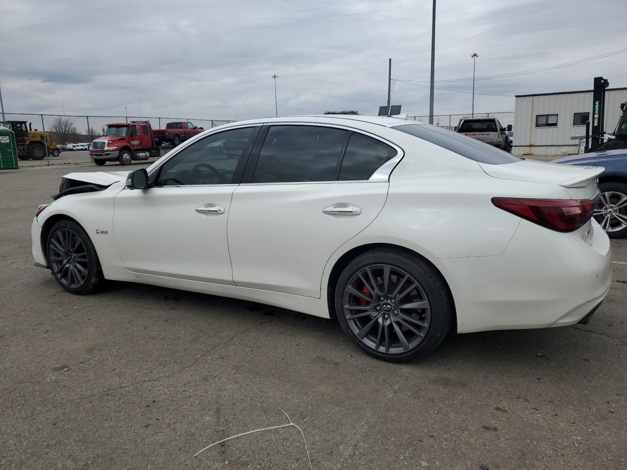 Изображение 2 2018 INFINITI Q50 RED SPORT 400 2018 с VIN JN1FV7AR2JM480606