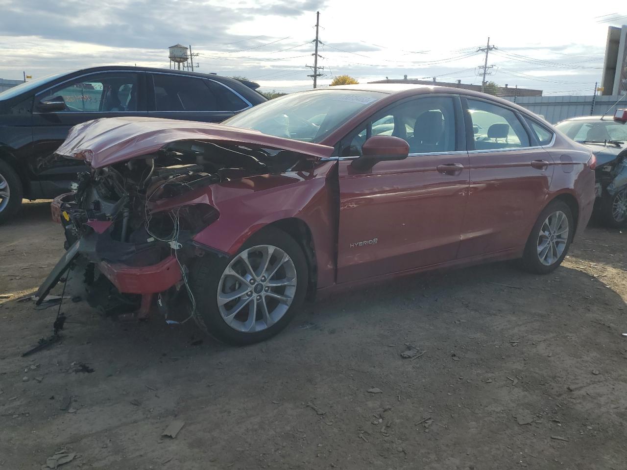Изображение 1 2019 FORD FUSION SE 2019 с VIN 3FA6P0LU1KR224892