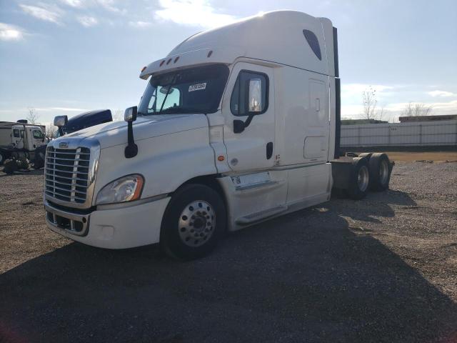 Изображение 2 2018 Freightliner Cascadia 2018 с VIN 1FUJGLDV0JLHJ9882