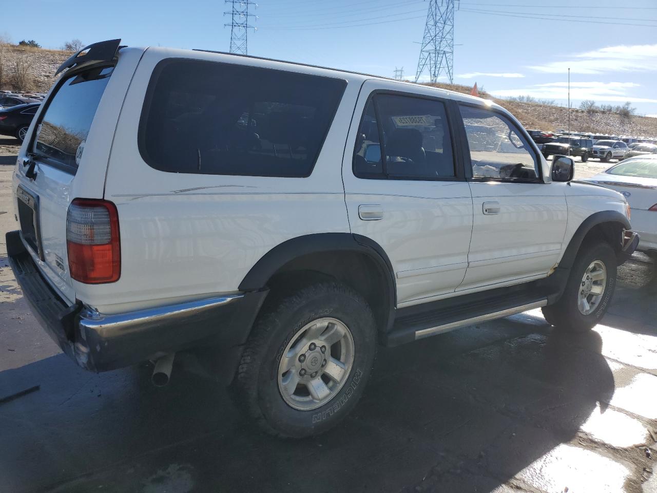 Image 3 of 1998 TOYOTA 4RUNNER SR5 1998 with VIN JT3HN86R3W0186557