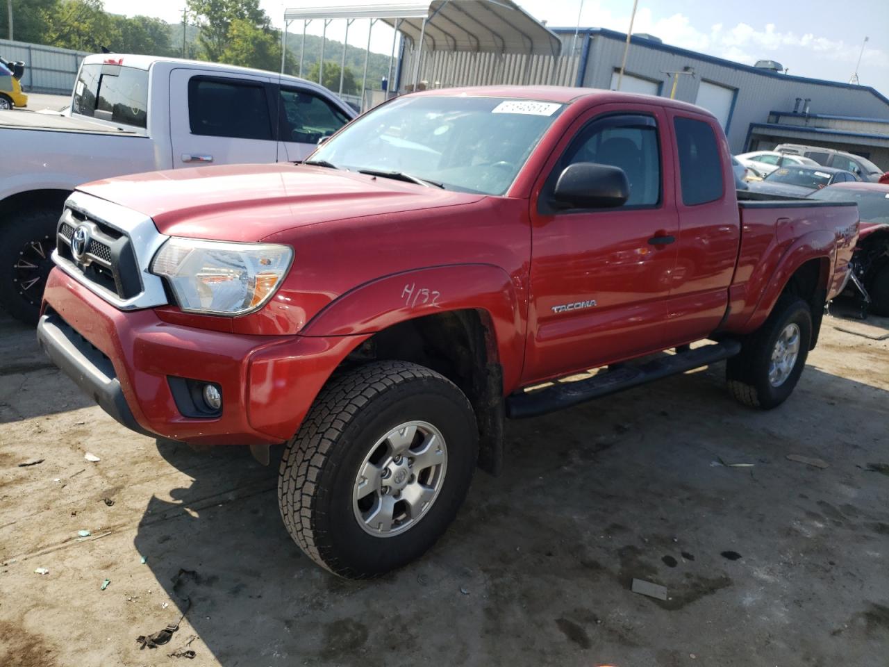 Image 1 of 2014 TOYOTA TACOMA  2014 with VIN 5TFUU4EN5EX105570