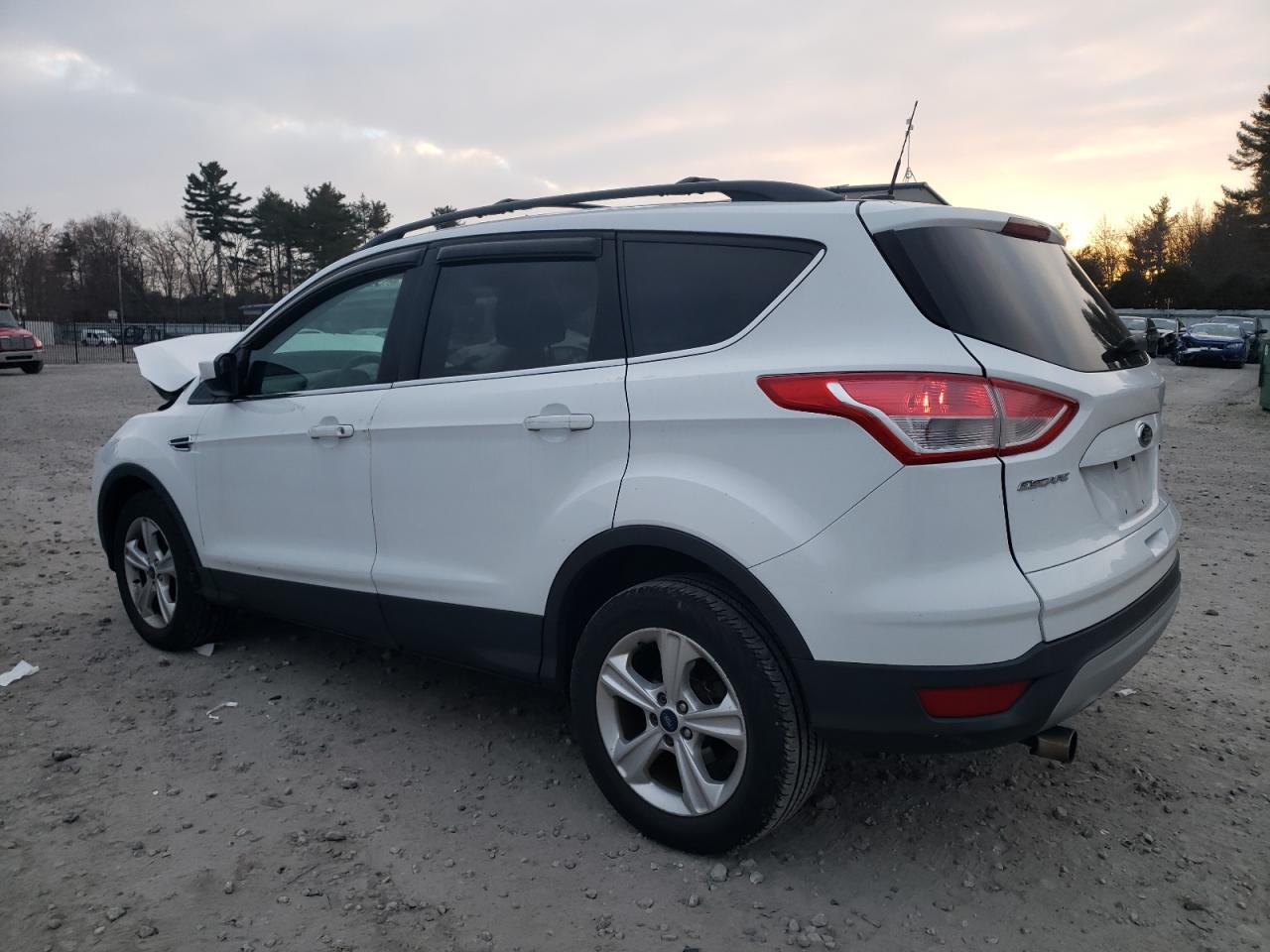 Image 2 of 2013 FORD ESCAPE SE 2013 with VIN 1FMCU9GX8DUA46517