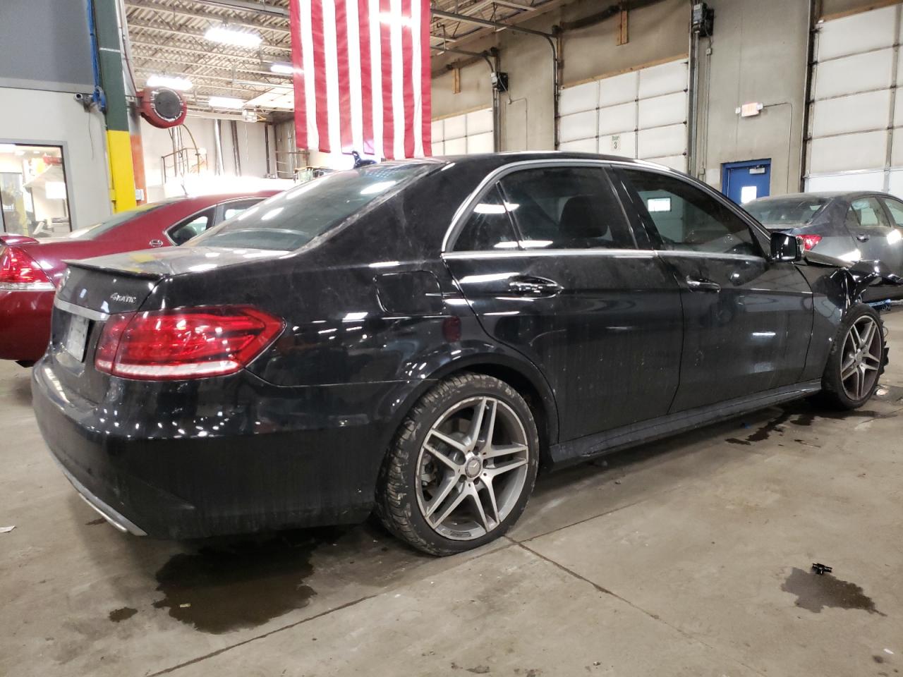 Obraz 3 z 2015 MERCEDES-BENZ E 350 4MATIC 2015 z VIN WDDHF8JB9FB165645