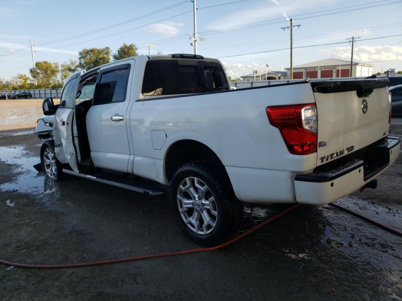 Image 2 of 2017 NISSAN TITAN XD SL 2017 with VIN 1N6BA1F26HN544261