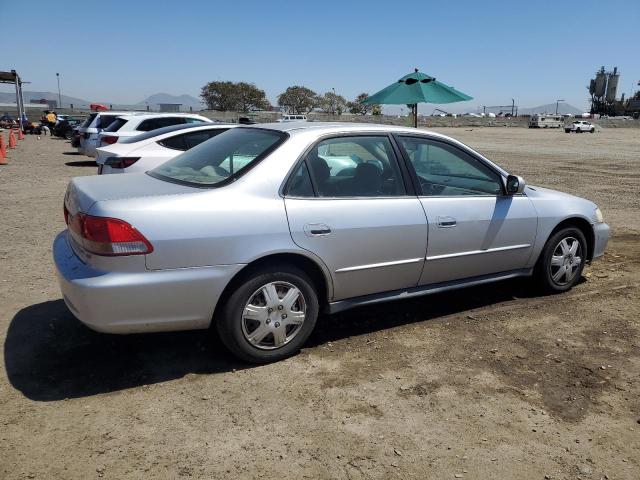 Image 3 of 2001 HONDA ACCORD LX 2001 with VIN 3HGCG66571G711854