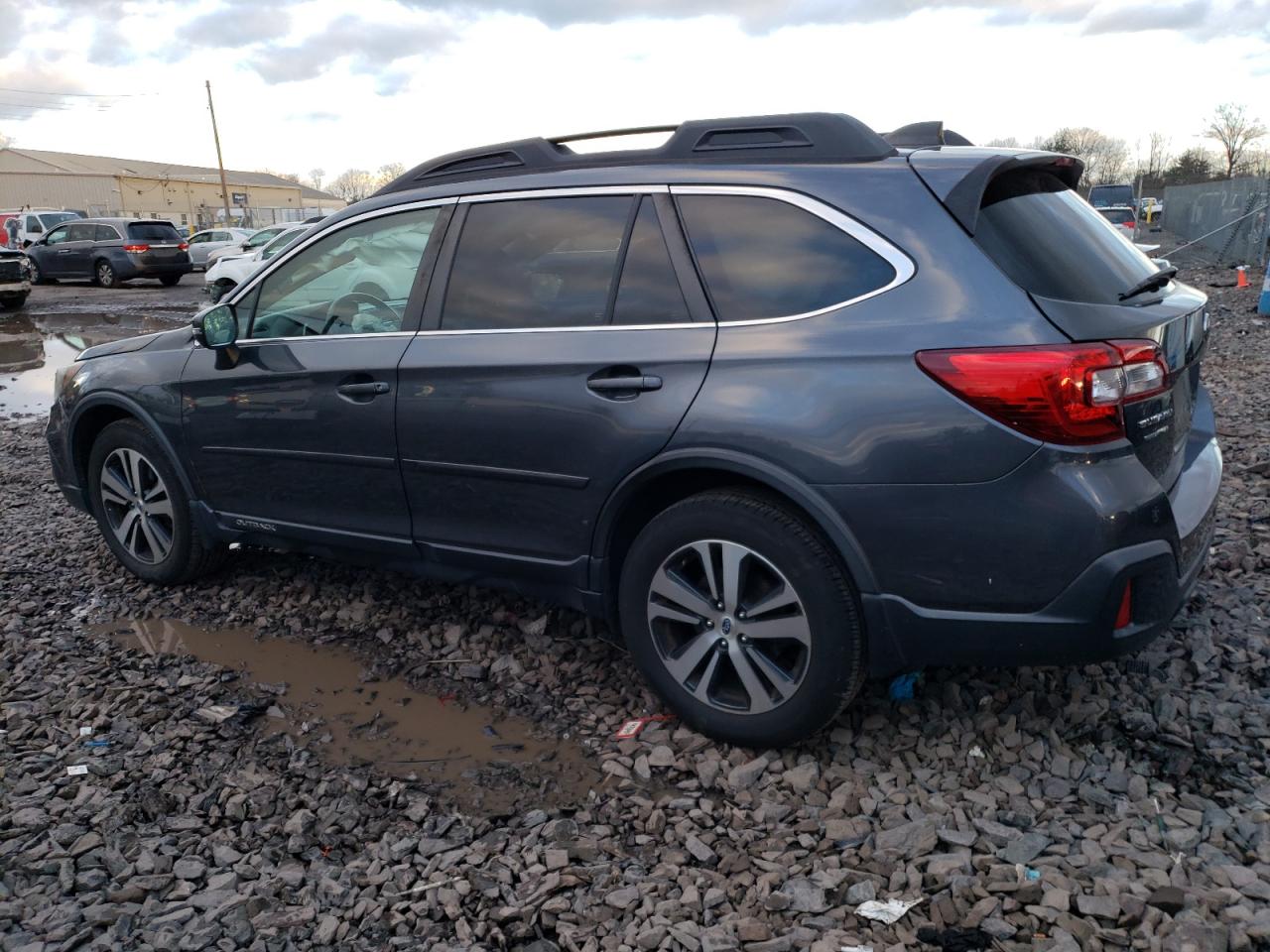 Image 2 of 2018 SUBARU OUTBACK 2.5I LIMITED 2018 with VIN 4S4BSANCXJ3247548