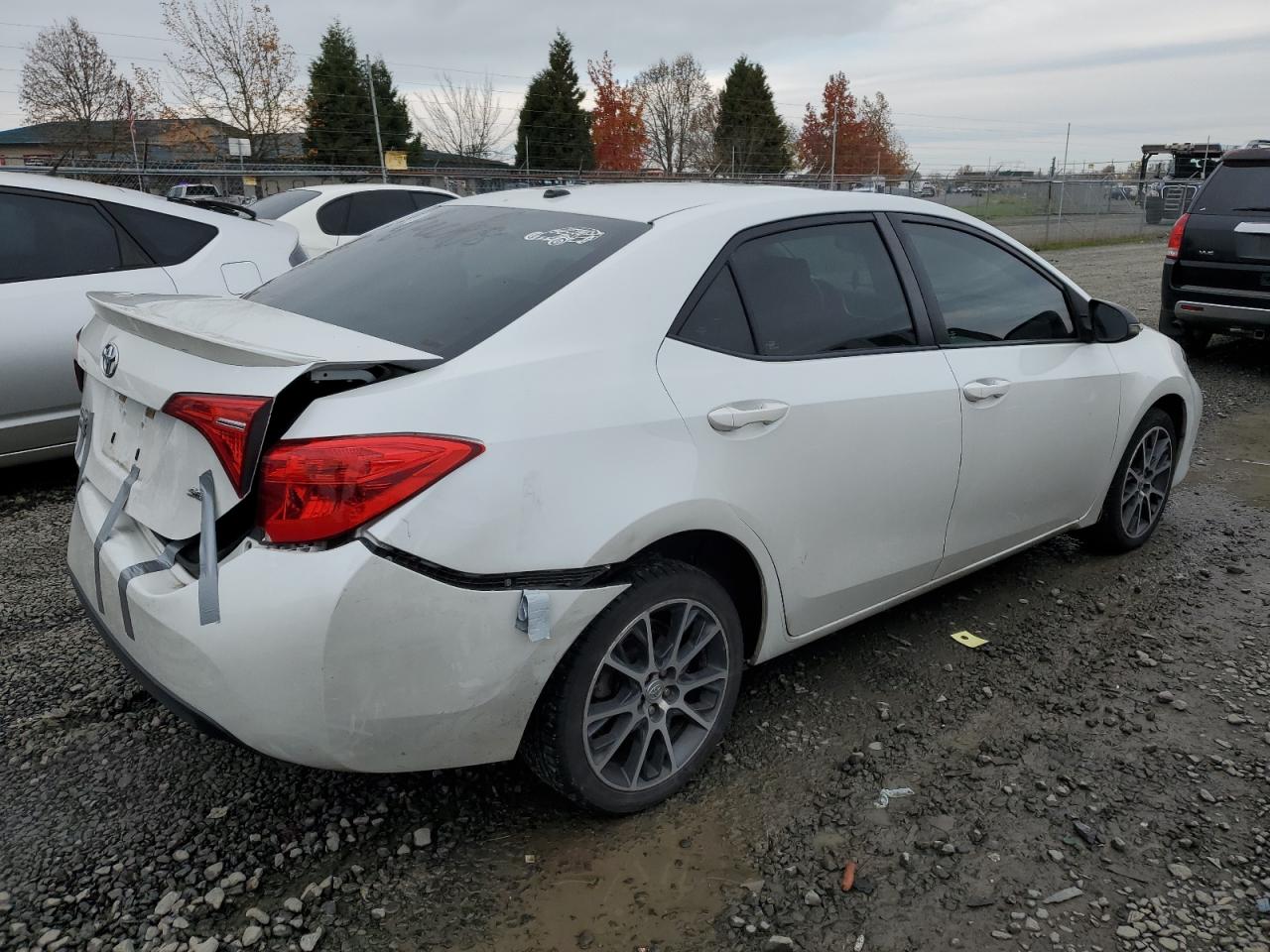 Image 3 of 2017 TOYOTA COROLLA L 2017 with VIN 5YFBURHE4HP629330