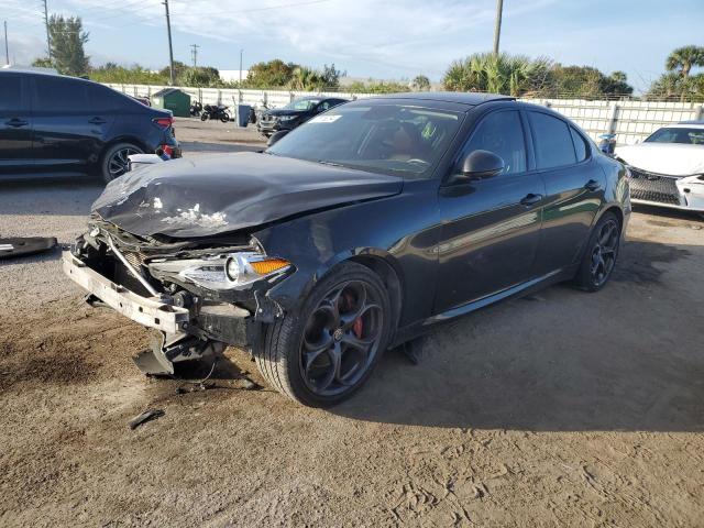 Obraz 1 z 2019 ALFA ROMEO GIULIA TI 2019 z VIN ZARFAMBN2K7607153