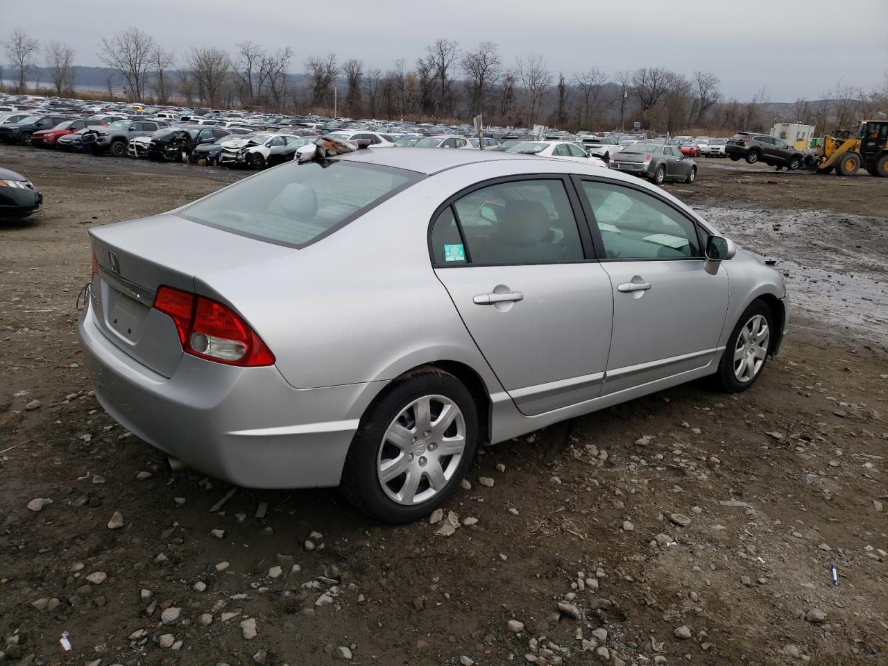 Obraz 3 z 2010 HONDA CIVIC LX 2010 z VIN 2HGFA1F58AH318897