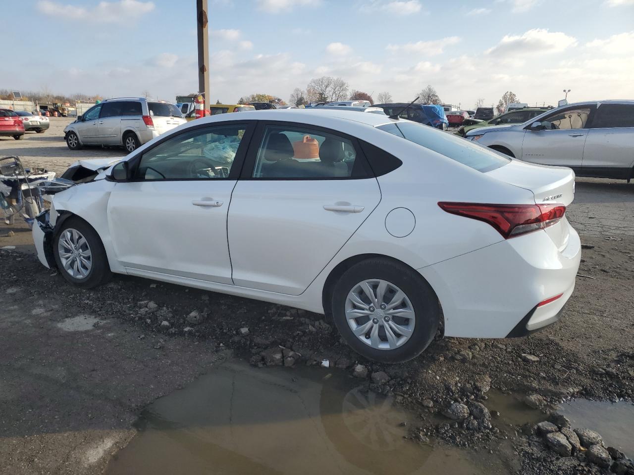 Изображение 2 2022 HYUNDAI ACCENT SE 2022 с VIN 3KPC24A66NE186546