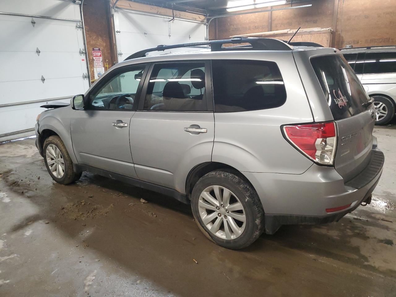 Image 2 of 2013 SUBARU FORESTER 2.5X PREMIUM 2013 with VIN JF2SHADC6DH424044