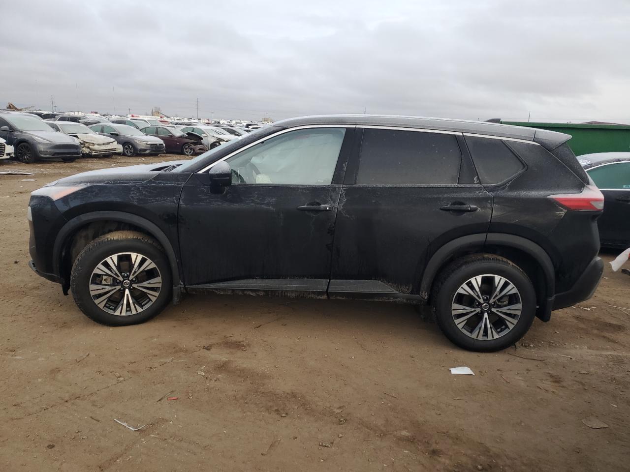 Изображение 2 2021 NISSAN ROGUE SV 2021 с VIN JN8AT3BB9MW224712