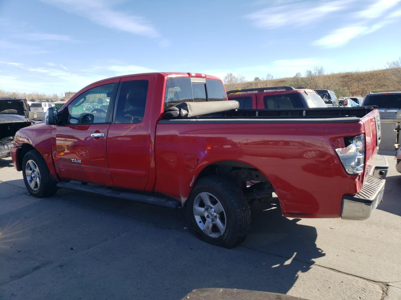 Image 2 of 2007 NISSAN TITAN XE 2007 with VIN 1N6BA06B37N211282