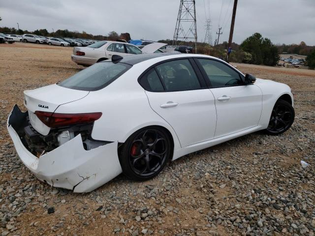 Image 3 of 2019 ALFA ROMEO GIULIA  2019 with VIN ZARFANAN8K7622215