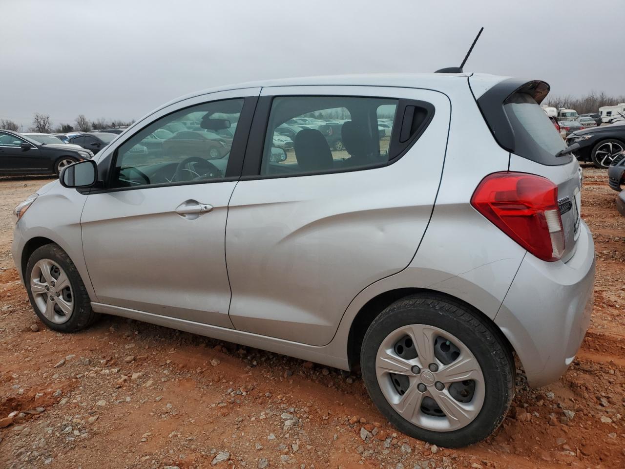 Изображение 2 2022 CHEVROLET SPARK LS 2022 с VIN KL8CB6SA2NC031734