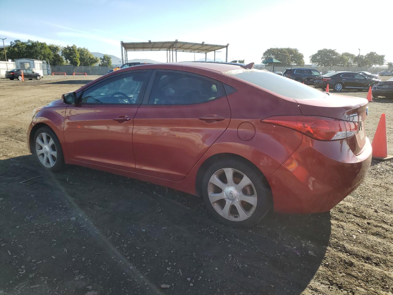 Obraz 2 z 2013 HYUNDAI ELANTRA GLS 2013 z VIN KMHDH4AE0DU593137