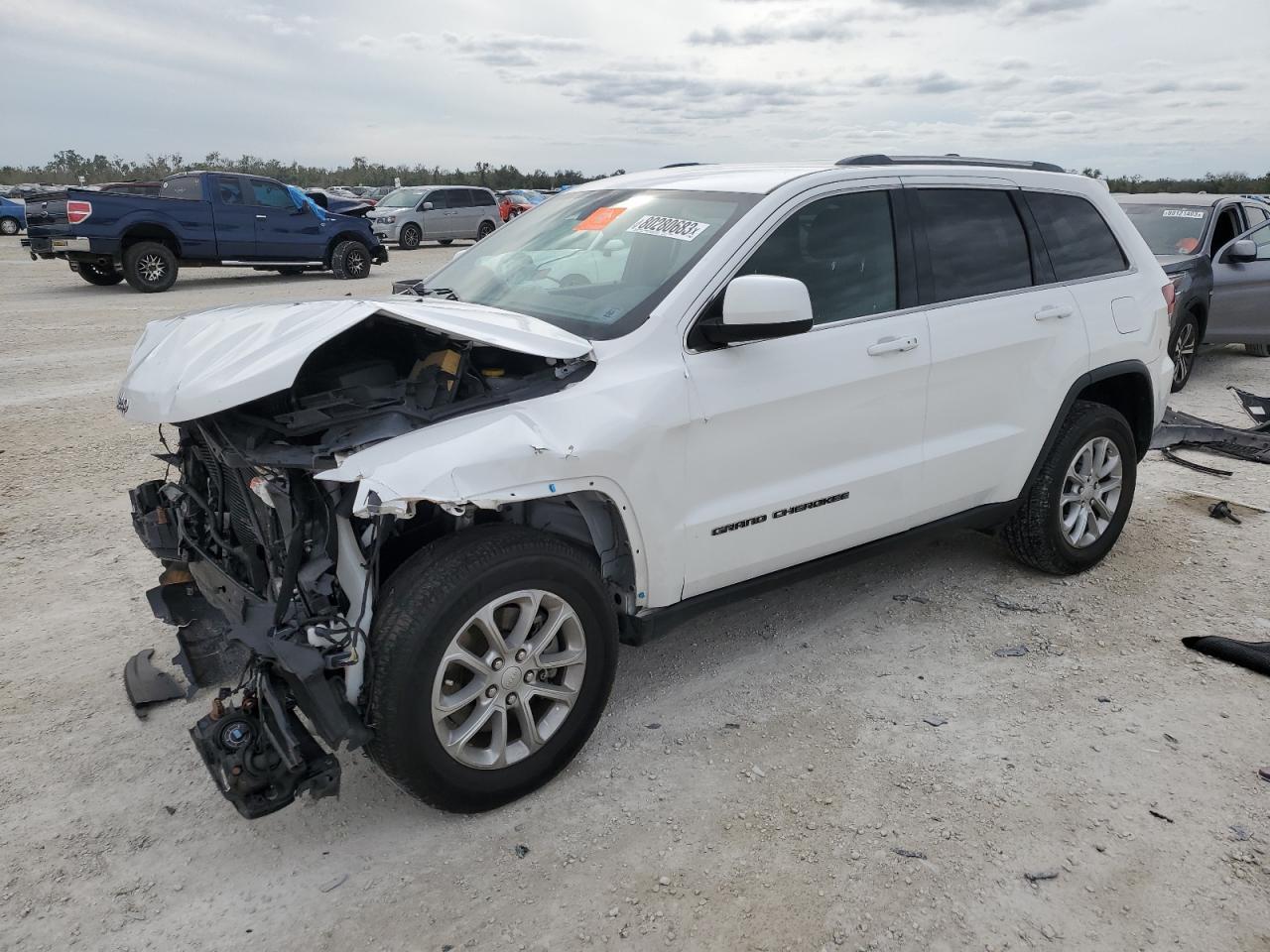2021 JEEP GRAND CHEROKEE LAREDO 2021 image
