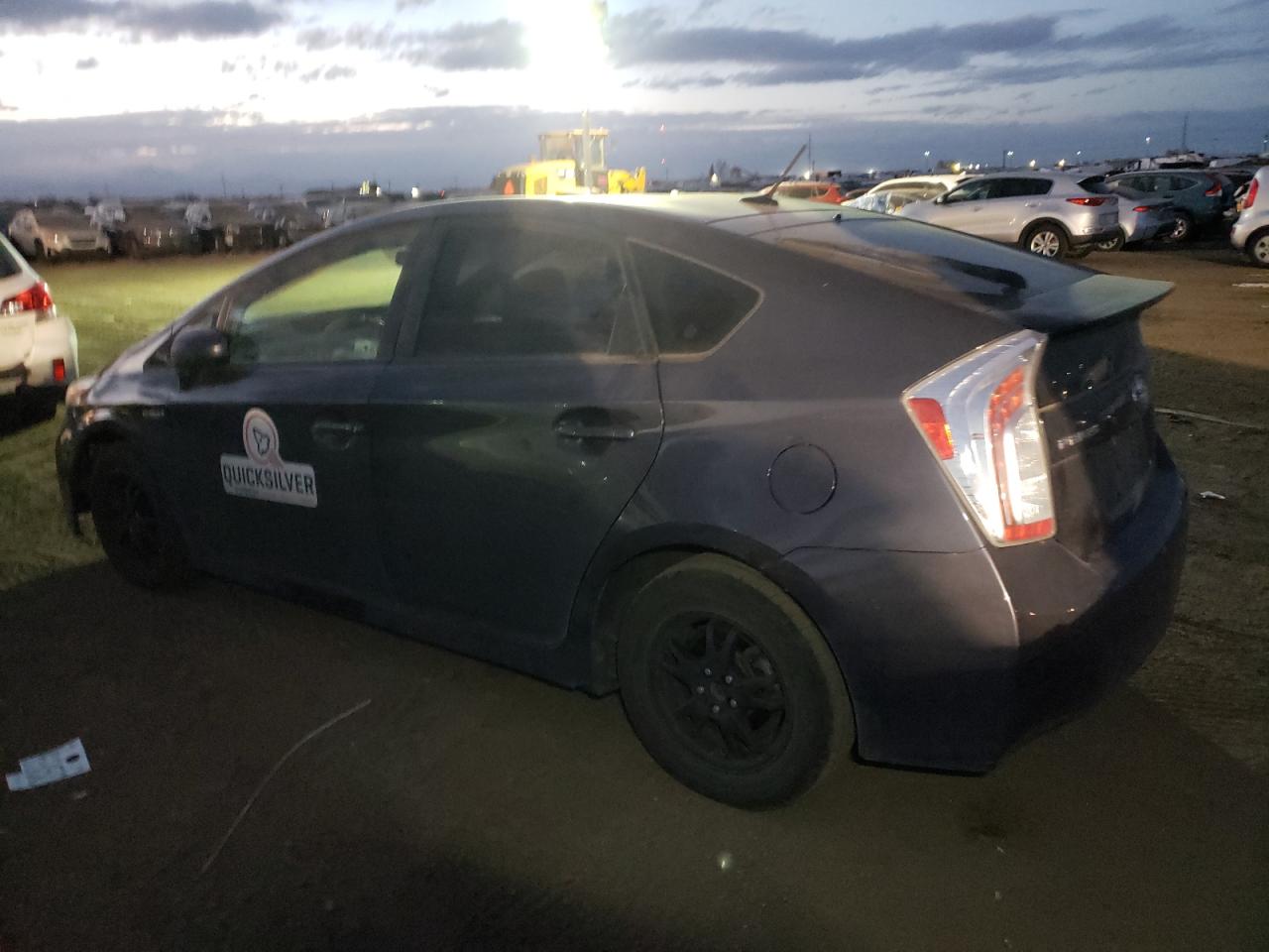 Obraz 2 z 2014 TOYOTA PRIUS  2014 z VIN JTDKN3DU1E1765633