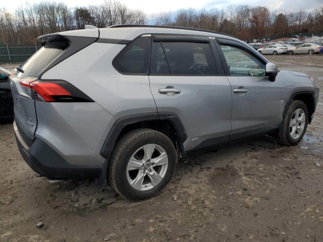 Изображение 3 2021 TOYOTA RAV4 LE 2021 с VIN 4T3M6RFVXMU027070