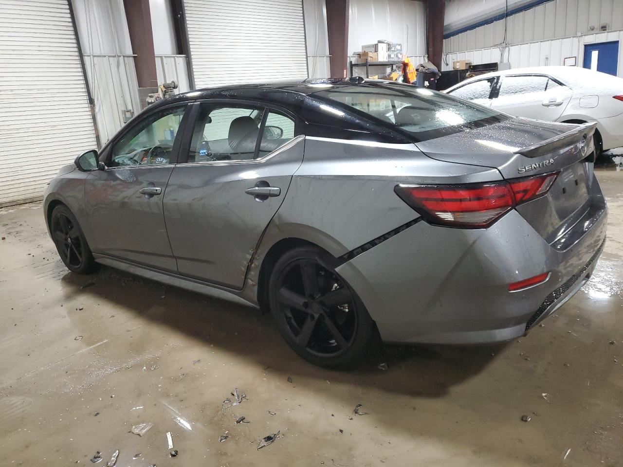 Изображение 2 2023 NISSAN SENTRA SR 2023 с VIN 3N1AB8DVXPY231185