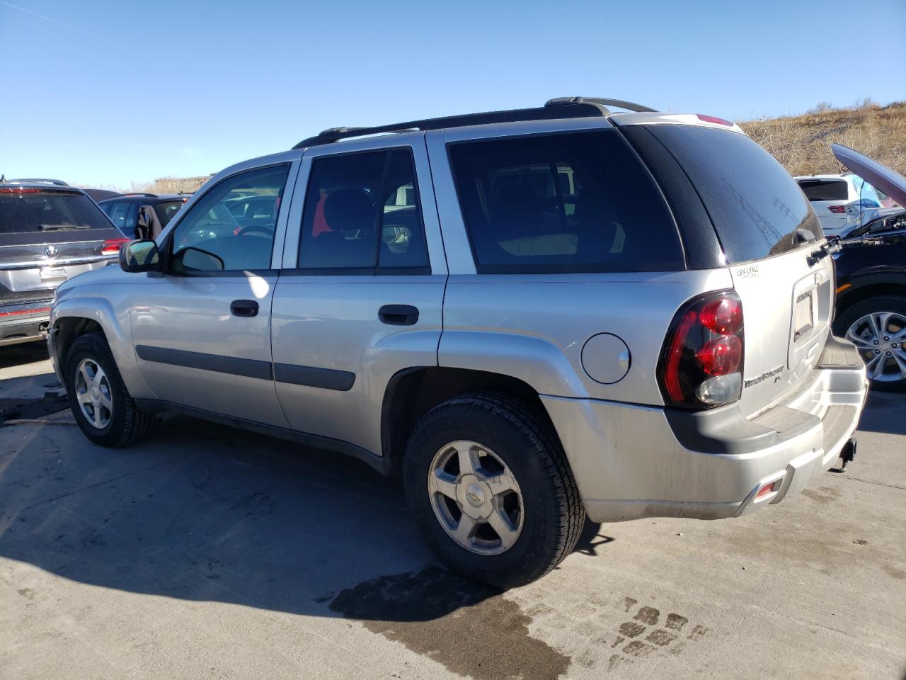 Изображение 2 2005 CHEVROLET TRAILBLAZER LS 2005 с VIN 1GNDT13S452350777