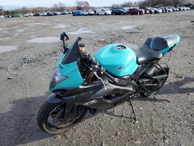 Image 2 of 2005 SUZUKI GSX-R1000  2005 with VIN JS1GT76A152104999