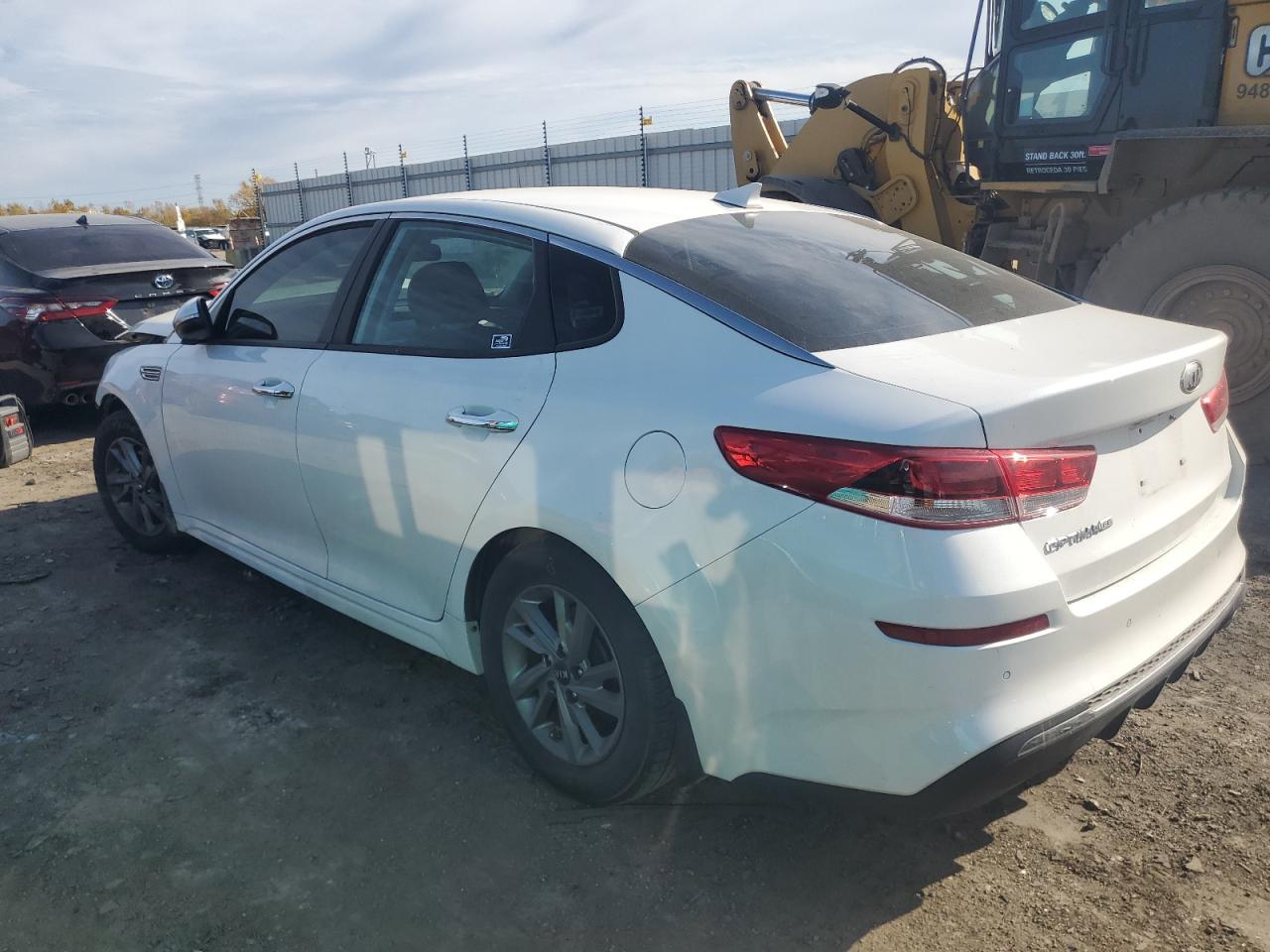 Obraz 2 z 2019 KIA OPTIMA LX 2019 z VIN 5XXGT4L3XKG339093